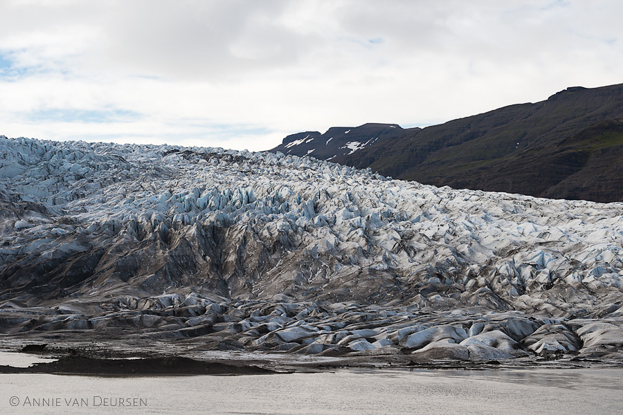 Fláajökull, een gletsjertong van de gletsjer Vatnajökull.